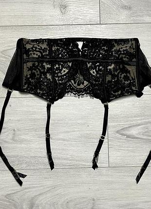 Широкий пояс для панчох з мереживом і паєтками ann summers