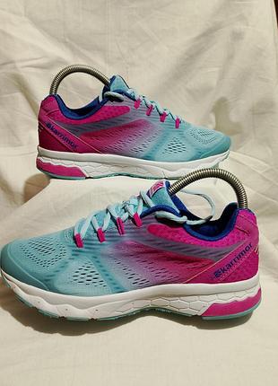 Кроссовки karrimor.