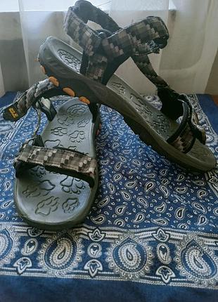 Сандалии женские спортивные