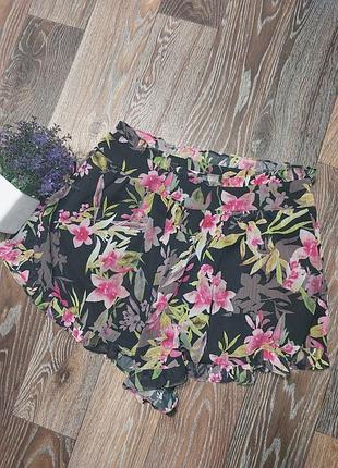 Шорти мichelle keegan