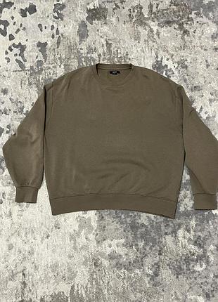 Ніжний коричневий світшот, розмір l