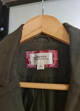 Стильный пиджак bershka р.s-m3 фото