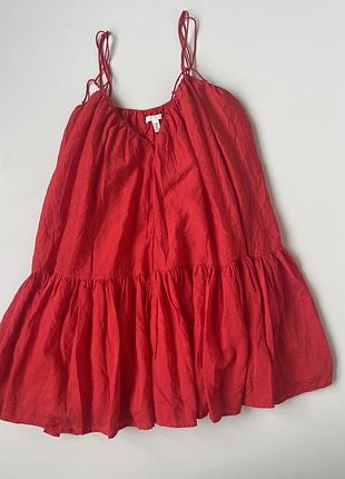 Яскрава червона обʼємна сукня h&m літня платье