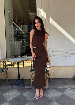 Костюм зі спідницею