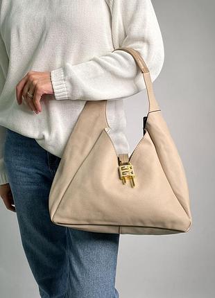 Жіноча шкіряна сумка хобо g hobo medium leather beige | брендова бежева сумочка з зернистої еко шкіри