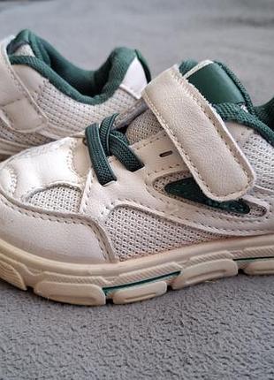 Кросівки, кеди дитячі