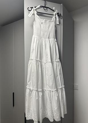 Біла сукня guess
