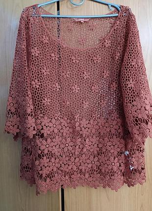 Стильная кружная блуза накидка в цветочки