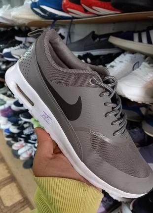 Кроссовки nike