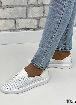 Женские кеды с перфорацией натуральная кожа белые, кожаные мокасины на шнуровке 48353