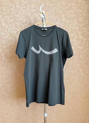 Чоловіча футболка ltb з фірмовим логотипом