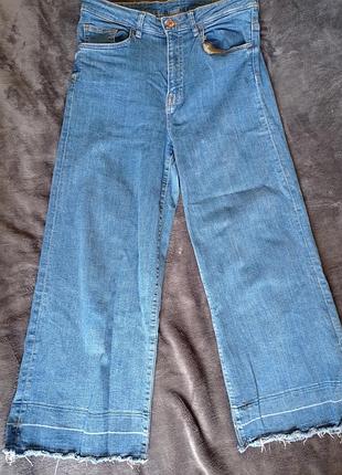 Летние кюлоты из стрейчевого джинса стильного дизайна на высокой посадке h&amp;m