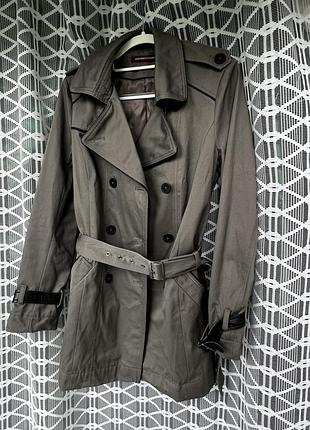 Тренч кольору мокко