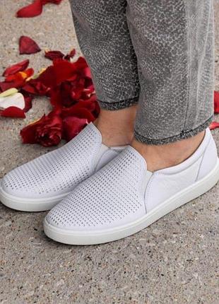 Кожаные слипоны hotter