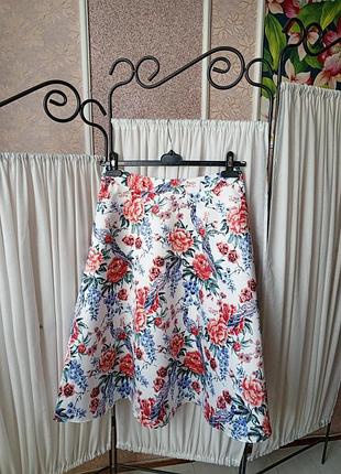 Красива біла юбка міді в пташки та квіти tu woman.