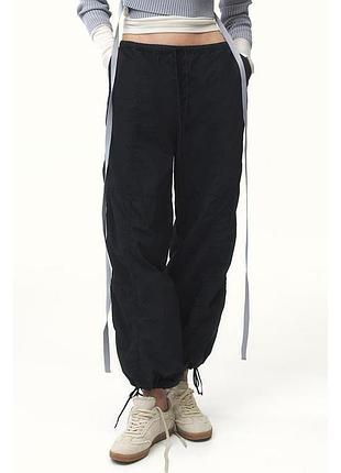 Нейлоновые новые тоненькие парашютные брюки h&m 3xl