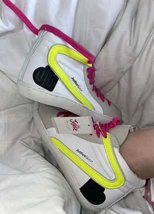 Апсолютно нові кросівки з америки (не разу не ношені з біркою) 36-37 розмір фірма justice sport