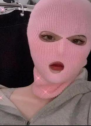 Балаклава розововка с разрезами