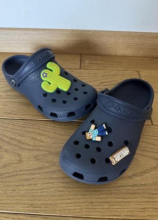 Crocs original + джибітси