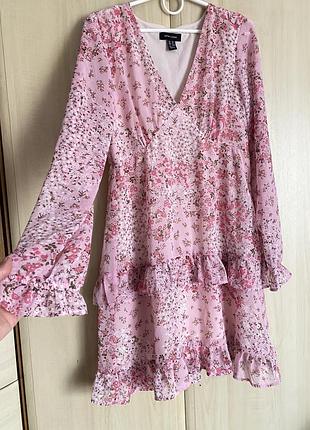 Ніжне платтячко