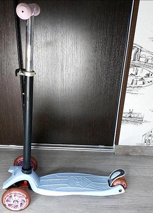 Триколісний самокат maxxpro kids призначений для дітей віком від 2 до 6  років