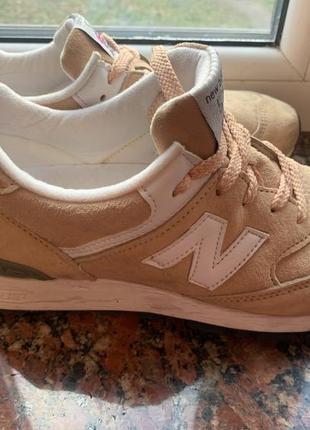 Кросівки new balance