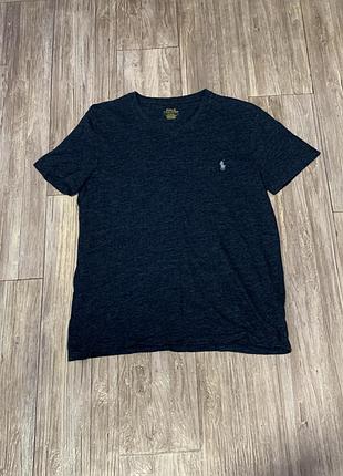 Футболка polo ralph lauren custom slim fit в новому стані , в синьому кольорі, розмір м-l
