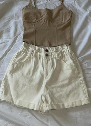 Топ та шорти продається також окремо