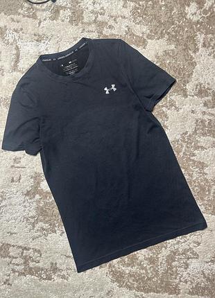 Оригинальная футболка для тренировок under armour