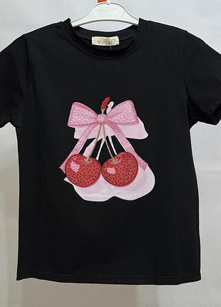 Мягкая натуральная эффектная футболочка вишенка