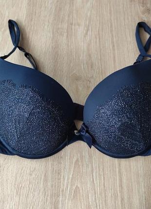 Ошатний жіночий бюстгальтер