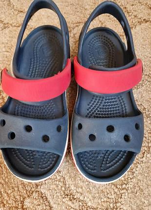 Оригінал crocs роз с 9 іде на 25 роз. заміри скину,або по таб.унісек дуже зручні , стіраються легко. носили мало .