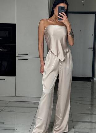 Жіночий шовковий костюм топ та штани