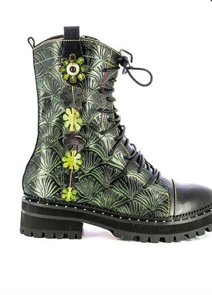 Шкіряні брендові черевики laura vita