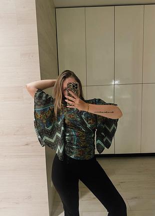 Блуза топ, стильна шифонова кофта з яскравим візерунком