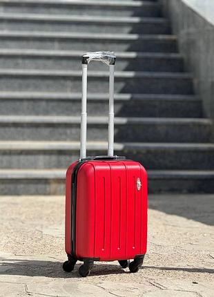 Лоукост ударостійка 40/30/20 см пластикова  валіза дорожня xs на колесах  ручна поклажа 24 l