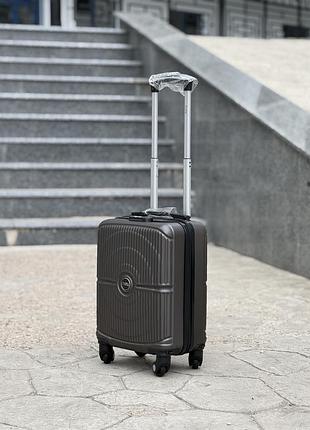 Лоукост ударопрочный 40/30/20 см чемодан дорожный xs на колесах  ручная кладь 24 литра