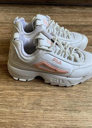 Білі шкіряні кросівки fila р.35 устілка 22см дівчачі дівчинці демі осінні