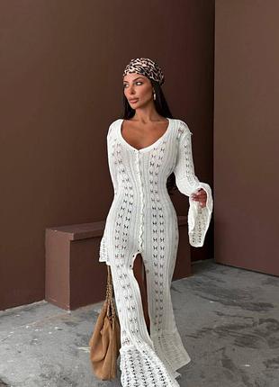 Ажурное трикотажное платье