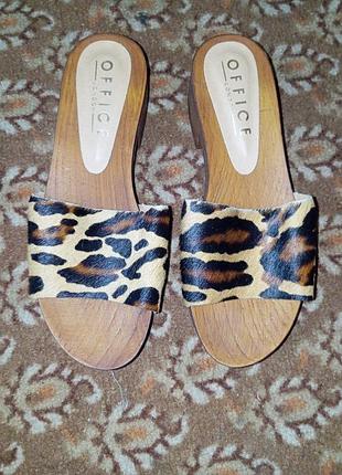 Шлепанцы женские