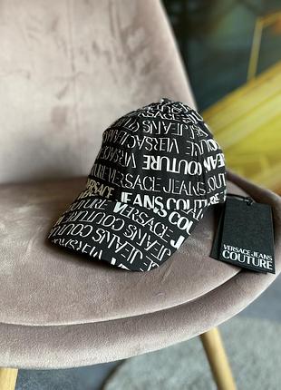 Versace jeans couture cap оригінал нова чоловіча жіноча кепка бейсболка в принт монограмна версаче фірмова брендова оригінальна літня на літо