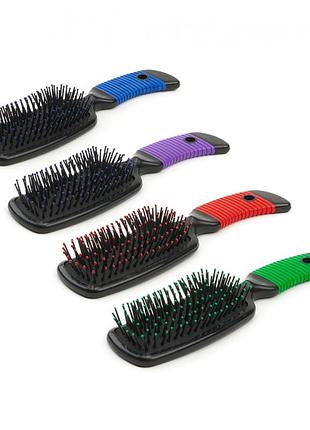 Расческа массажная с пластиковыми зубцами арт 12805