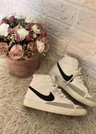 Стильні білі кеди nike blazer 38 розмір