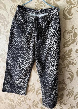 Джинси лео (тренд 2025)