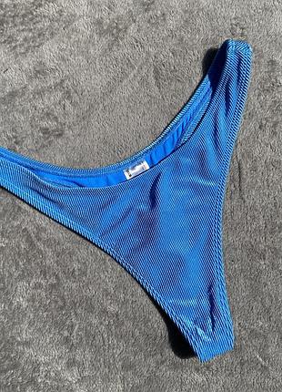 Низ от купальника плавки стринги голубые в рубчик s