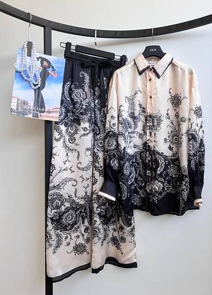 Костюм люкс класу