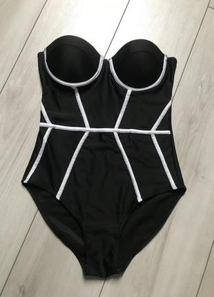 Стильный купальник