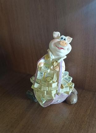 Копілка порося.