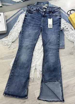 Джинсы клеш с разрезами river island