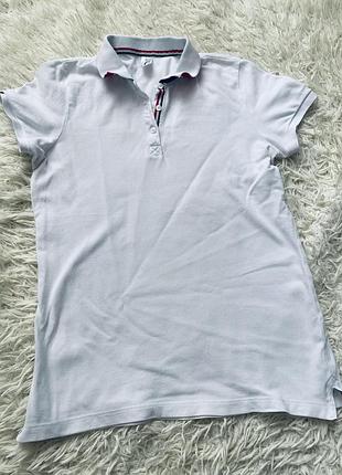 Біла футболка поло